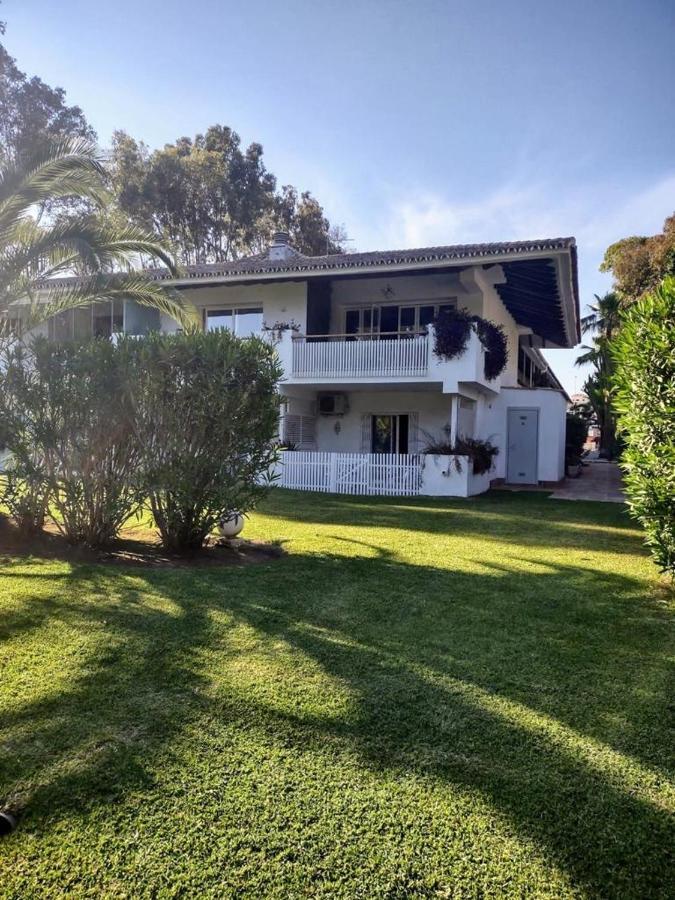 Puerto Banus Apartment Near Beachfront, Sunny Terrace, Pool, Tennis Court, Parking And Movies Projector Marbellac Extérieur photo