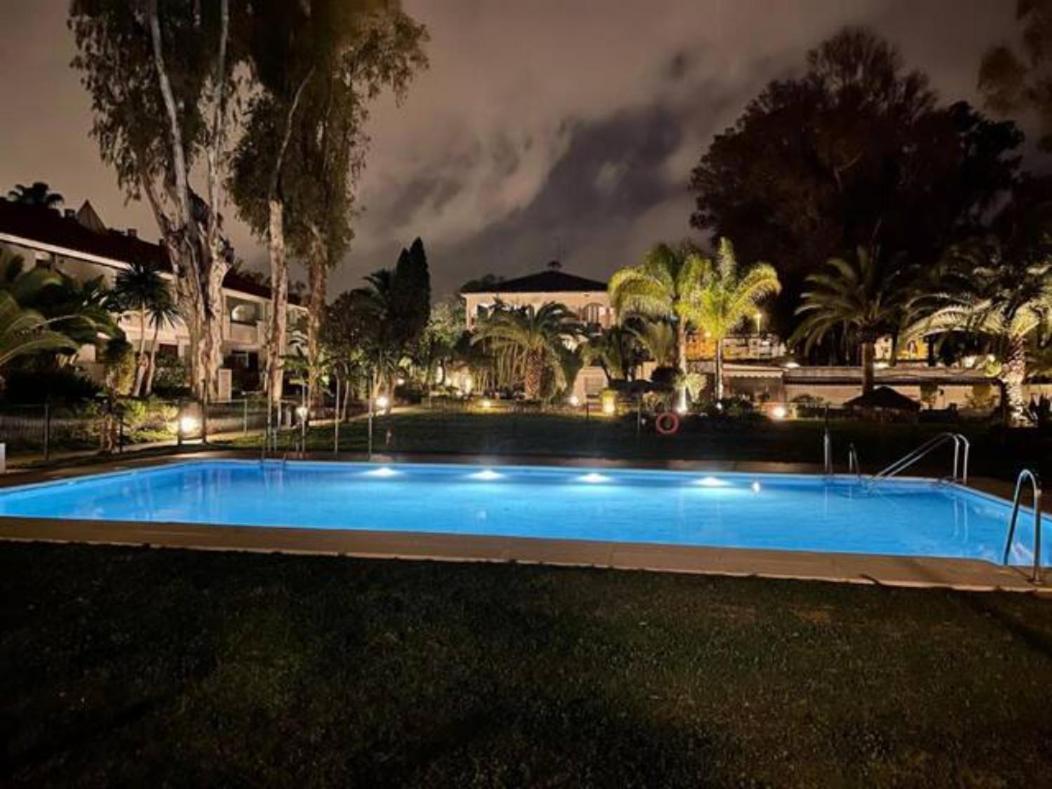 Puerto Banus Apartment Near Beachfront, Sunny Terrace, Pool, Tennis Court, Parking And Movies Projector Marbellac Extérieur photo